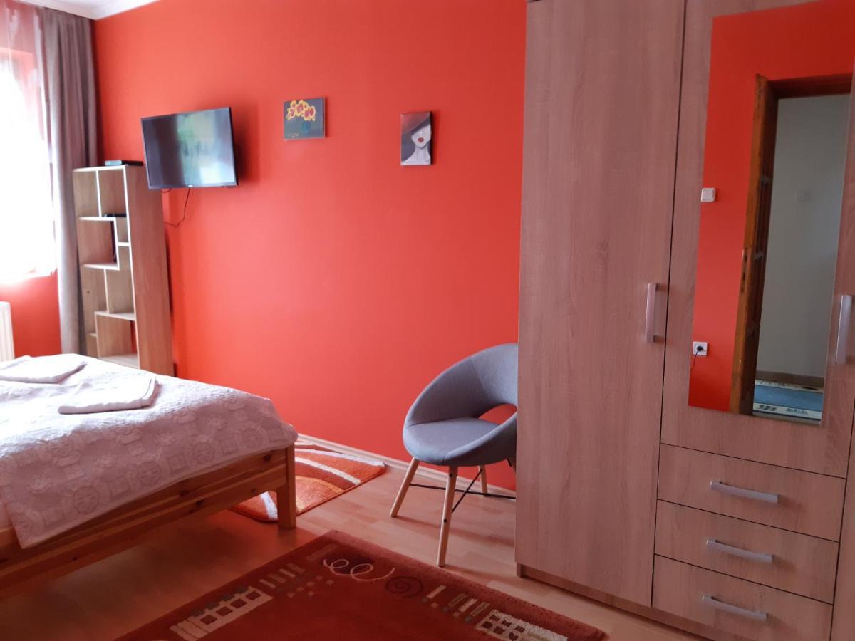 Villa Iris Egerszalók Exteriör bild